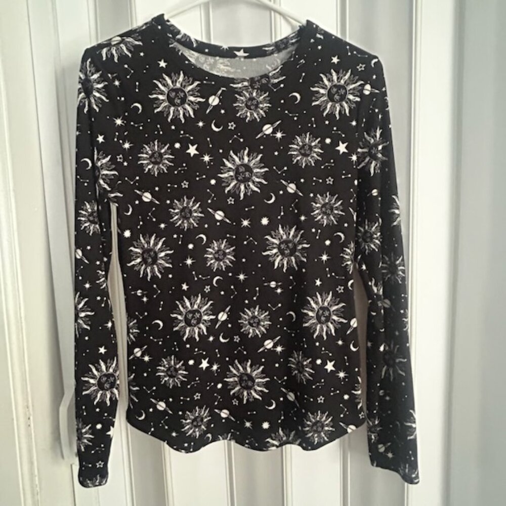 No Boundaries Solar Print Top, Junior Size Large (11-13)